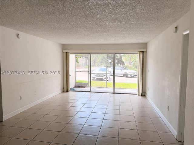 4235 N University Dr 103, Sunrise, FL 33351