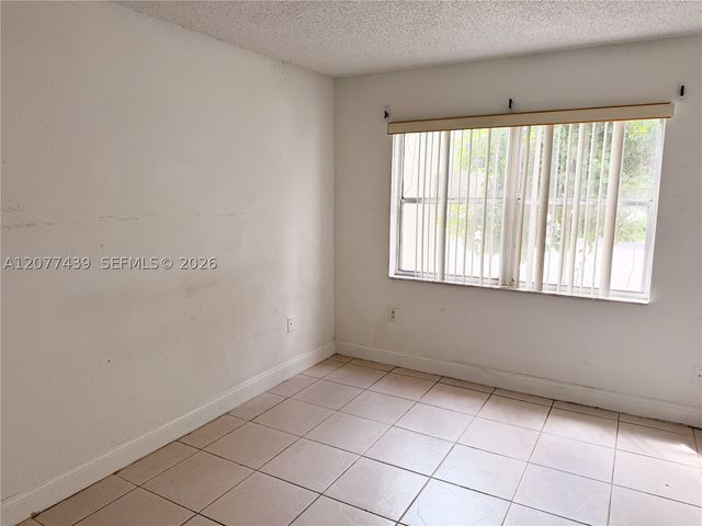 4235 N University Dr 103, Sunrise, FL 33351