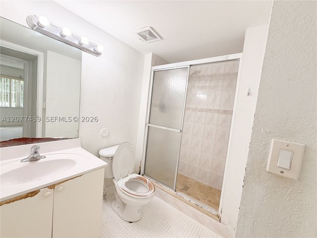 4235 N University Dr 103, Sunrise, FL 33351