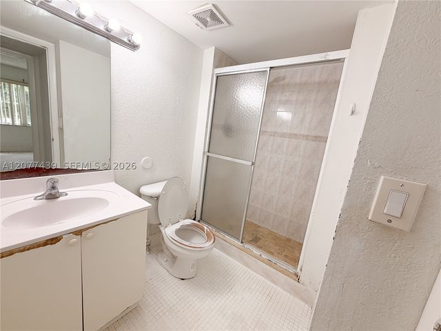 4235 N University Dr 103, Sunrise, FL 33351