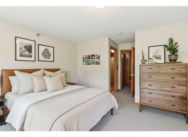 615 N 1st Street 115, Minneapolis, MN 55401