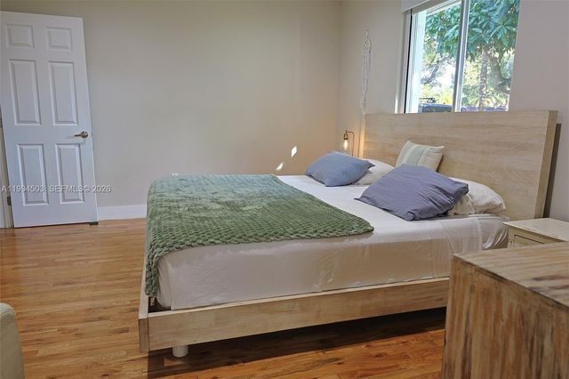 10804 NW 2nd Ave, Miami Shores, FL 33168