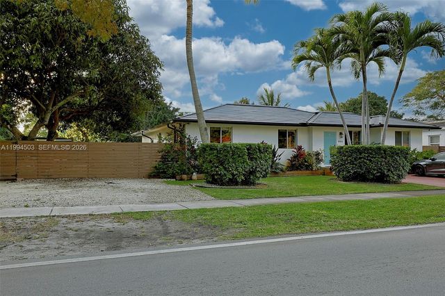 10804 NW 2nd Ave, Miami Shores, FL 33168