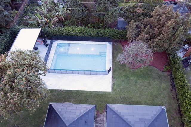 10804 NW 2nd Ave, Miami Shores, FL 33168