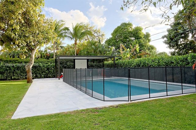 10804 NW 2nd Ave, Miami Shores, FL 33168