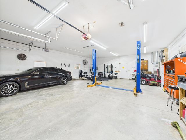 148 E Columbus Street, Thornville, OH 43076