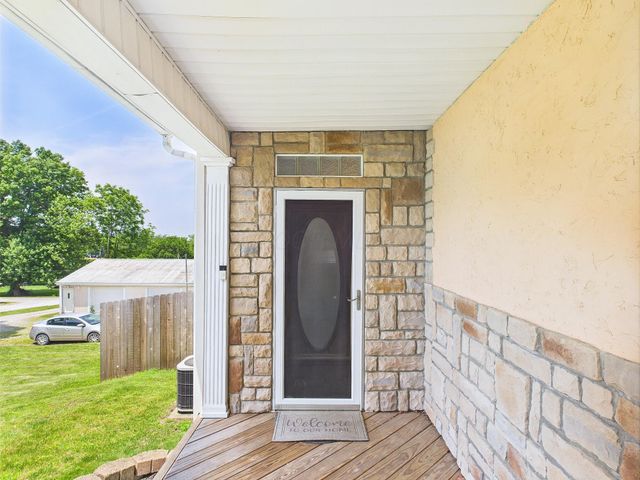 148 E Columbus Street, Thornville, OH 43076