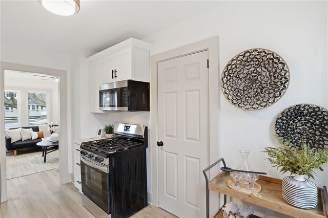 394 Knickerbocker Avenue, Rochester, NY 14615