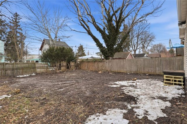 394 Knickerbocker Avenue, Rochester, NY 14615