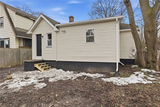 394 Knickerbocker Avenue, Rochester, NY 14615