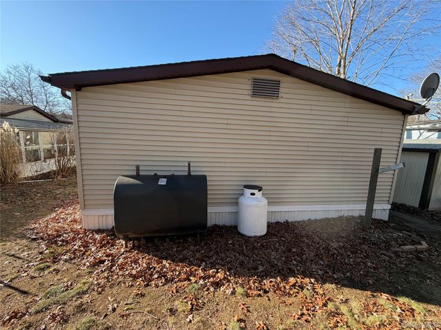 1800 Osborn Avenue 27E, Riverhead, NY 11901