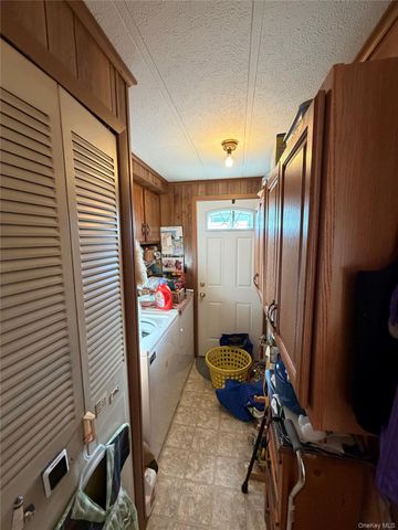 1800 Osborn Avenue 27E, Riverhead, NY 11901