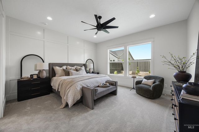 1036 E Snag St, Meridian, ID 83642