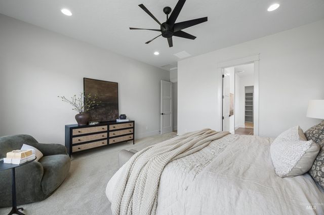 1036 E Snag St, Meridian, ID 83642