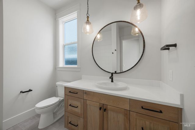 1036 E Snag St, Meridian, ID 83642