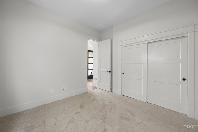 1036 E Snag St, Meridian, ID 83642