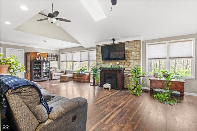 6029 E County Road 121 N, Avon, IN 46123