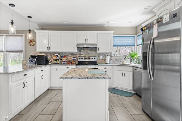 6029 E County Road 121 N, Avon, IN 46123
