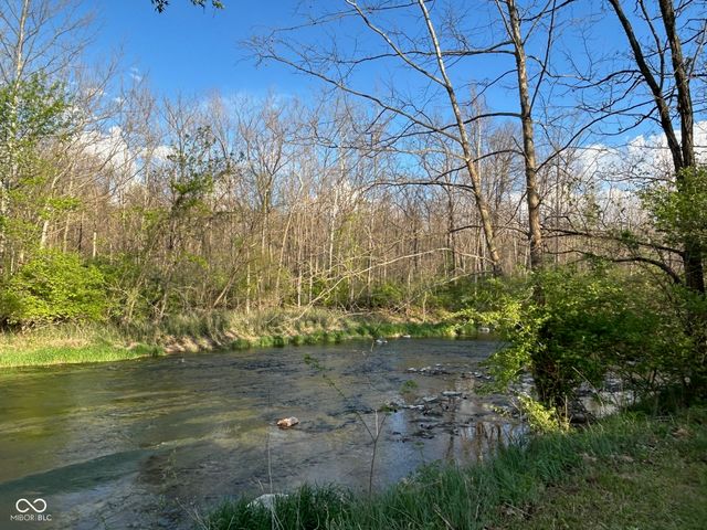 6029 E County Road 121 N, Avon, IN 46123