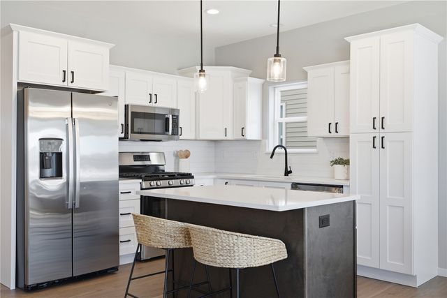 945 Eisenhower Boulevard, North Liberty, IA 52317