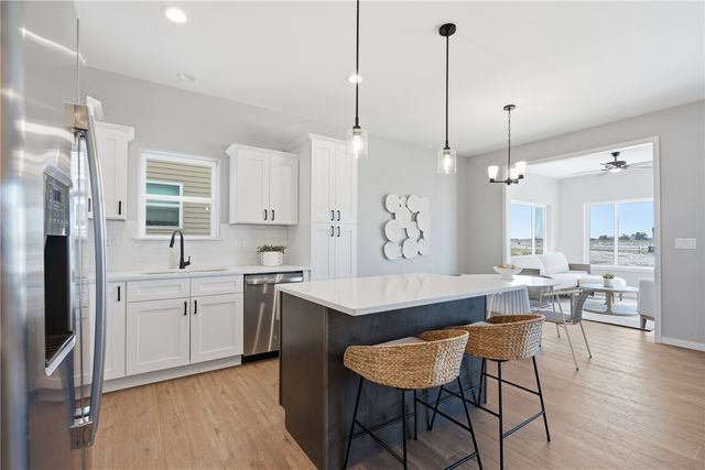 945 Eisenhower Boulevard, North Liberty, IA 52317