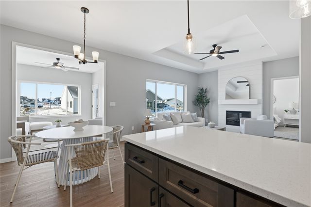 945 Eisenhower Boulevard, North Liberty, IA 52317