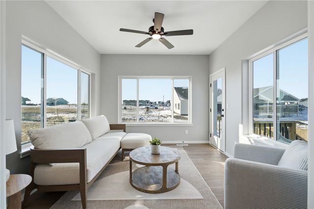 945 Eisenhower Boulevard, North Liberty, IA 52317