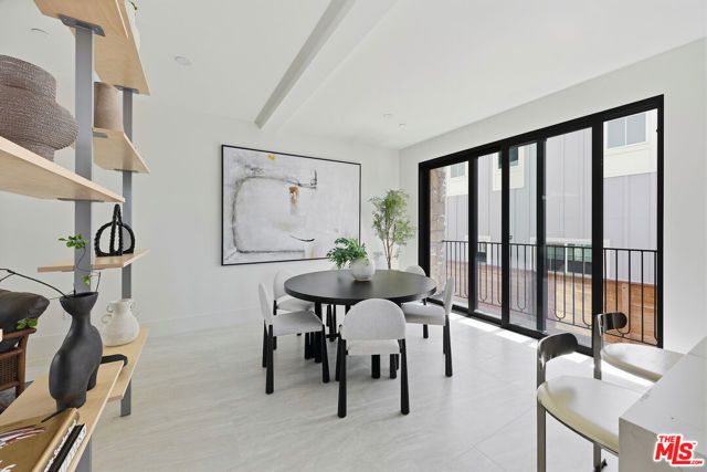 11967 Mayfield Ave 108, Los Angeles, CA 90049
