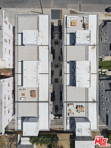 11967 Mayfield Ave 108, Los Angeles, CA 90049
