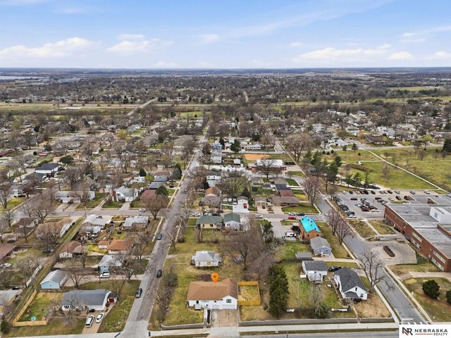 3301 N 14th Street, Lincoln, NE 68521