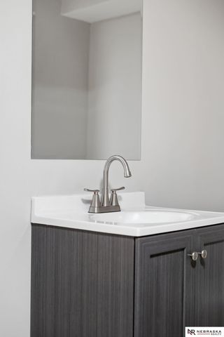 3301 N 14th Street, Lincoln, NE 68521