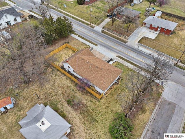 3301 N 14th Street, Lincoln, NE 68521