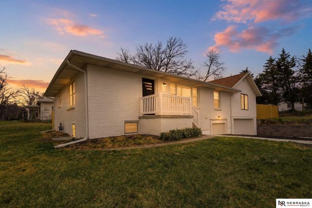 3301 N 14th Street, Lincoln, NE 68521