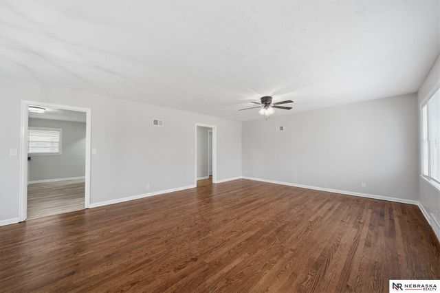 3301 N 14th Street, Lincoln, NE 68521