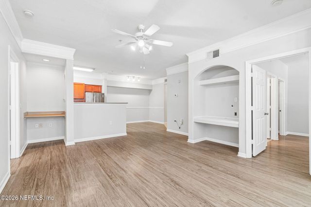 8550 TOUCHTON Road 511, Jacksonville, FL 32216
