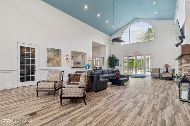 8550 TOUCHTON Road 511, Jacksonville, FL 32216