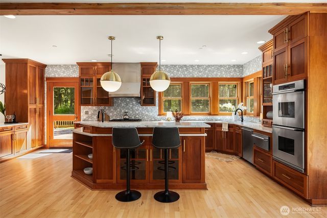 18305 121st Avenue SW, Vashon, WA 98070