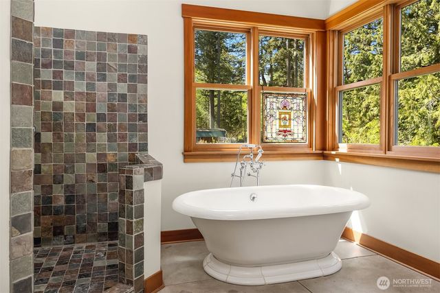 18305 121st Avenue SW, Vashon, WA 98070