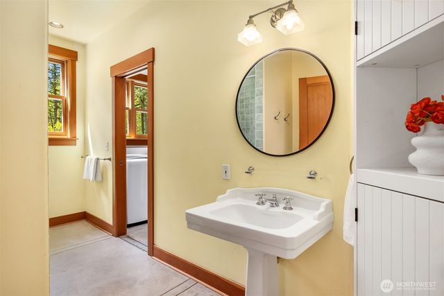 18305 121st Avenue SW, Vashon, WA 98070