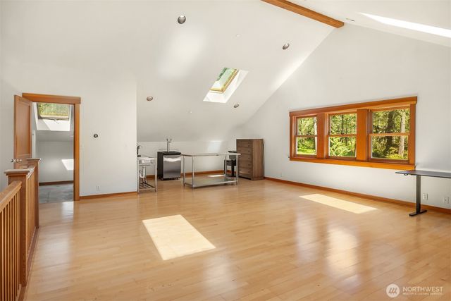 18305 121st Avenue SW, Vashon, WA 98070