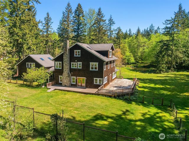 18305 121st Avenue SW, Vashon, WA 98070