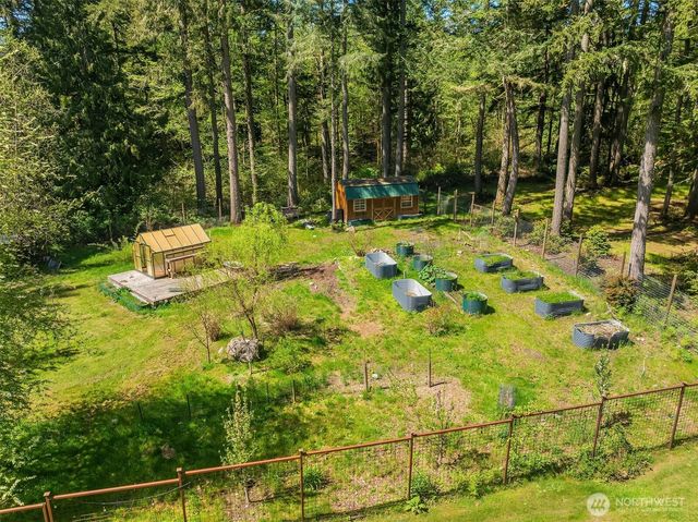 18305 121st Avenue SW, Vashon, WA 98070