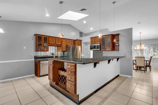 5270 NW 73rd Way, Lauderhill, FL 33319