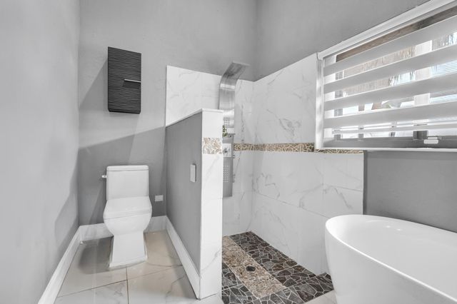 5270 NW 73rd Way, Lauderhill, FL 33319