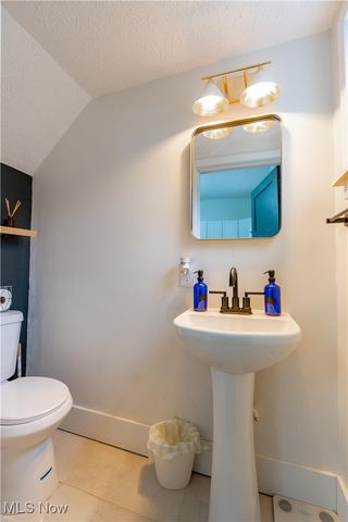 416 Bacon Avenue, Akron, OH 44320