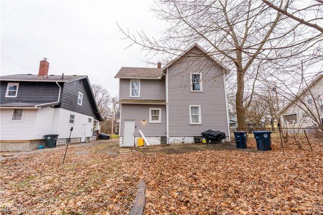 416 Bacon Avenue, Akron, OH 44320