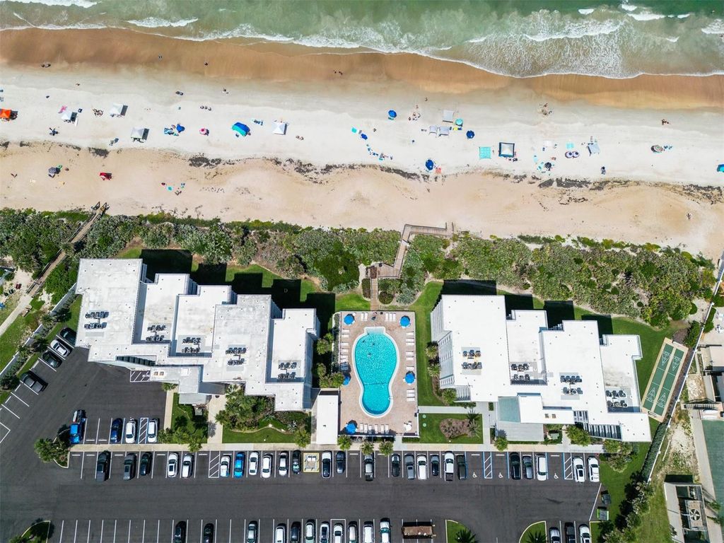 Image 33 of property listing at 5301 S ATLANTIC AVENUE 140, New Smyrna Beach, FL 32169