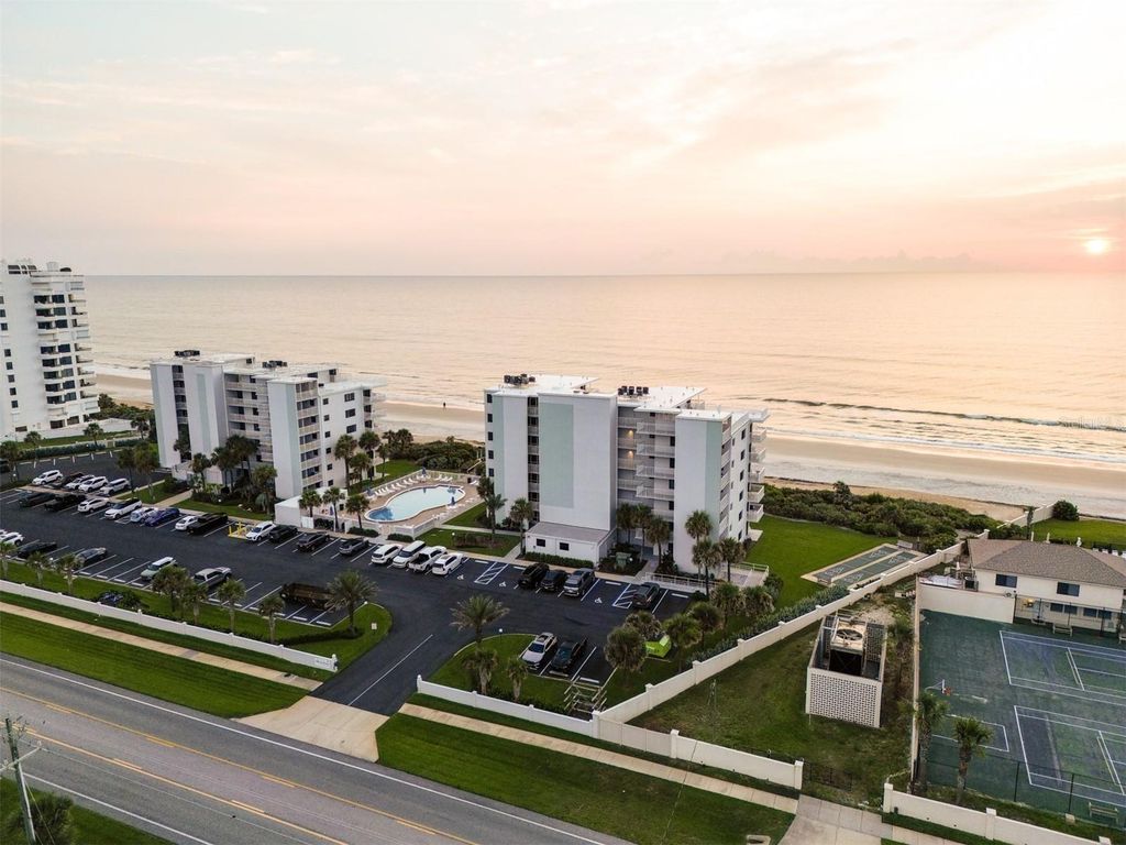 Image 40 of property listing at 5301 S ATLANTIC AVENUE 140, New Smyrna Beach, FL 32169