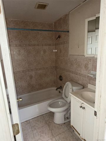 145-59 222nd Street, Springfield Gardens, NY 11413