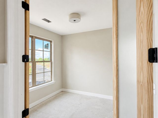 76 Snow Line Lane, Ooltewah, TN 37363